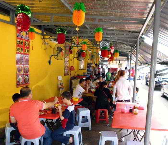 Seating at the Chen Chen Goose restaurant - the best roast goose in Malaysia